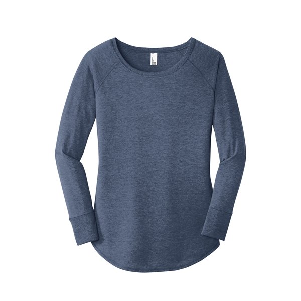District ® Women’s Perfect Tri Long Sleeve Tunic Teenavy District ® Women’s Perfect Tri Long Sleeve Tunic Tee