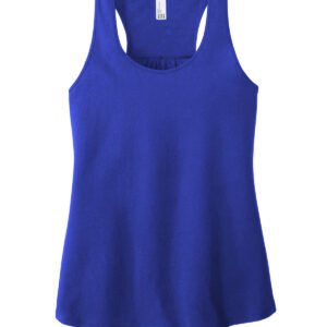 District woman gathered back tank